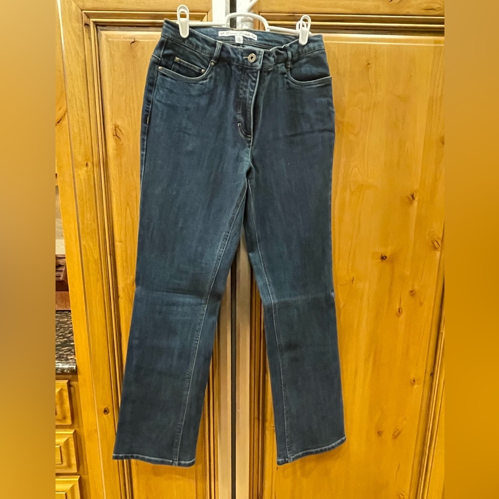 Jeans. David Brooks. Size 8. Excellent condition.